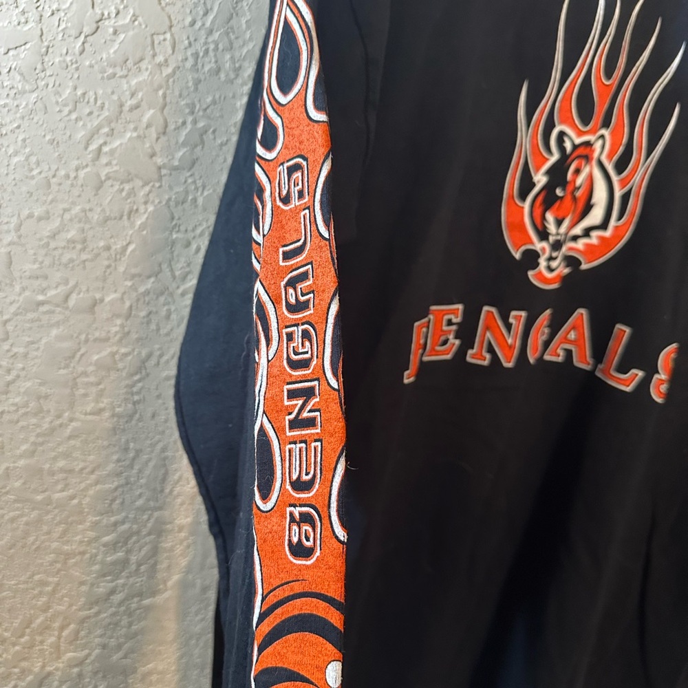 NWOT Men’s NFL Cincinnati Bengals Long Sleeve Graphic Tee Shirt - Picture 3 of 4